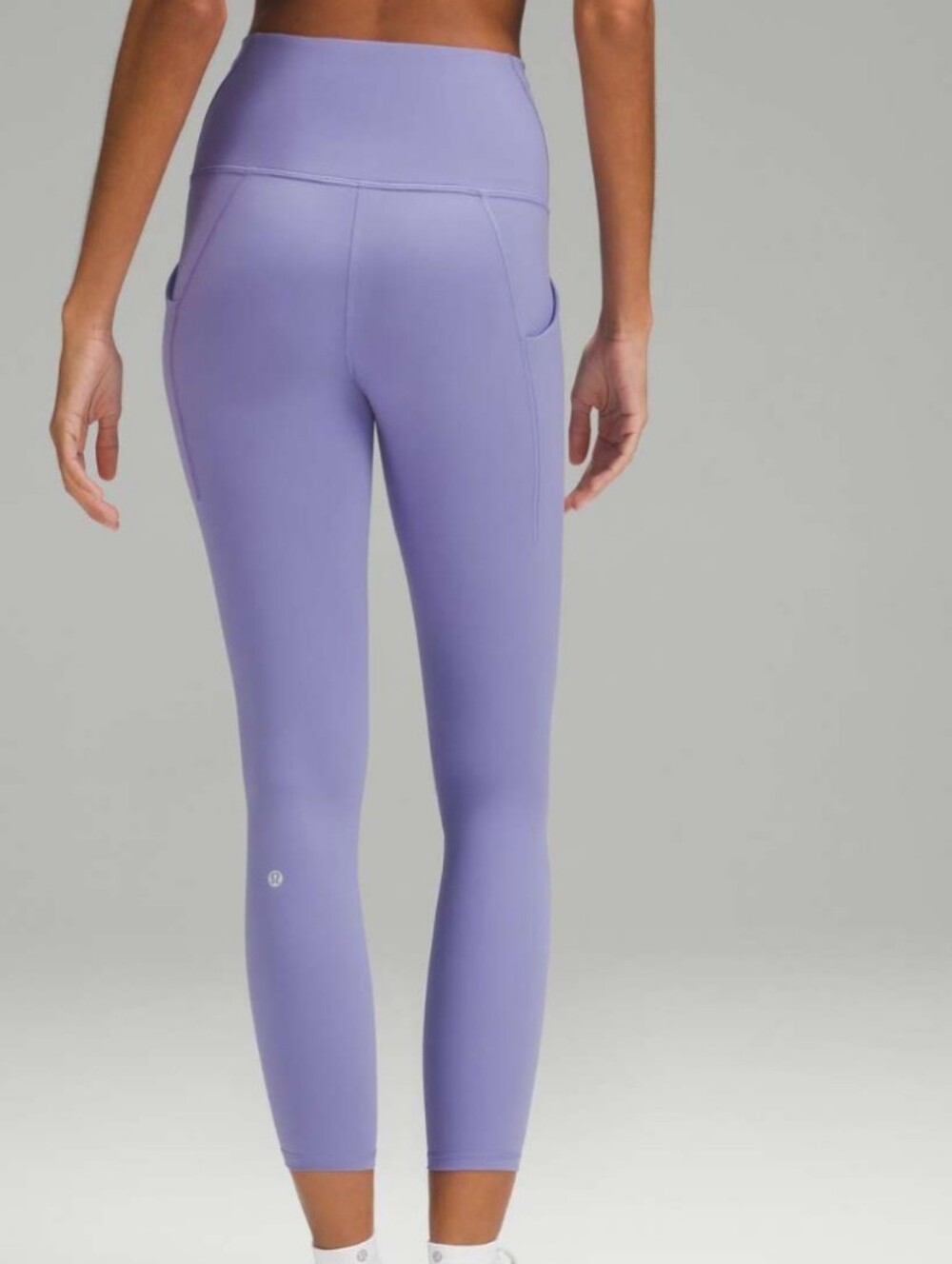 Women's High-Rise Lavender Active Leggings with Side Pockets